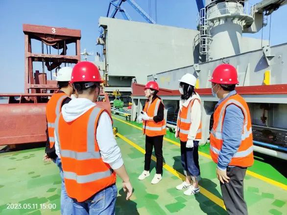 扎實抓好主題教育，為高質量發(fā)展凝心聚力——江蘇遠洋總部第一黨支部訪“江遠錦州”輪