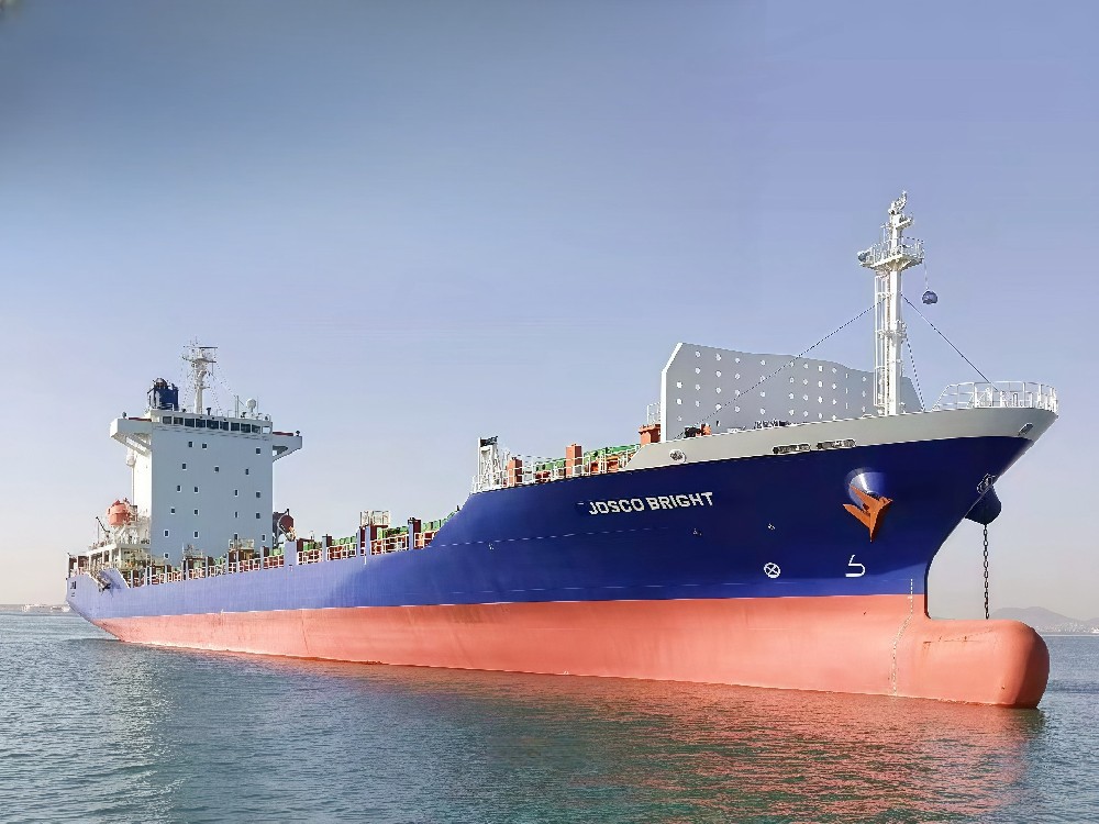 江蘇遠洋所屬太海公司“江遠遠明” 輪投入運營 開啟自有船隊建設(shè)新征程