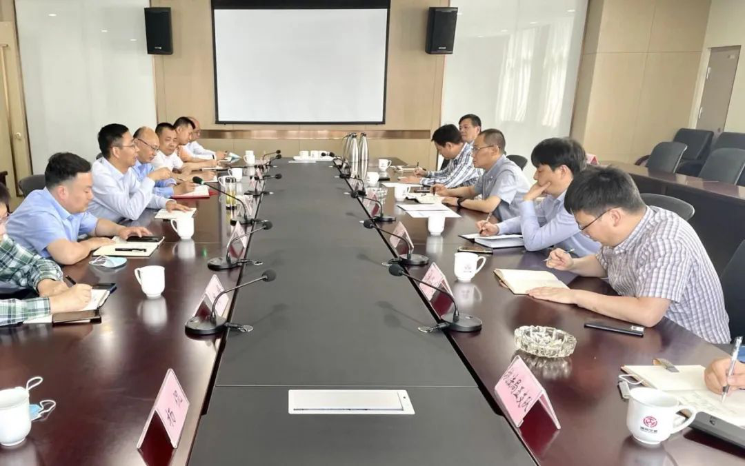 戴偉帶隊(duì)拜訪南京市交通運(yùn)輸局