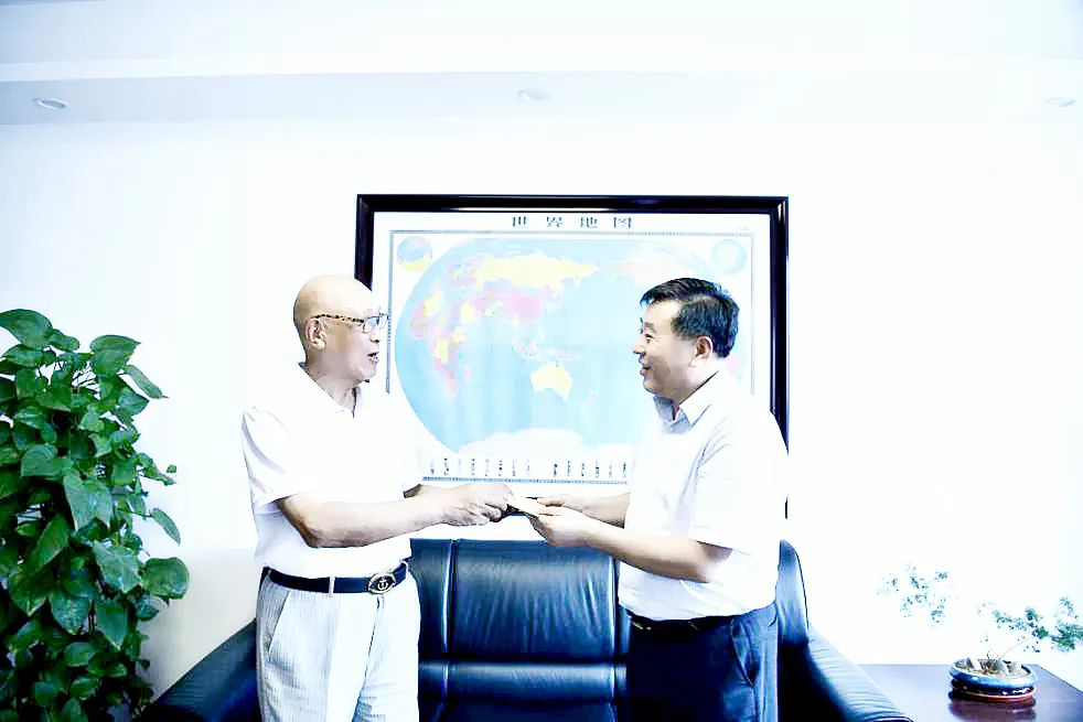 黨建領(lǐng)航 | 慰問(wèn)送關(guān)懷，真情暖人心：江蘇遠(yuǎn)洋黨委慰問(wèn)老黨員和困難黨員