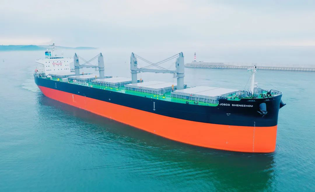 云交付！6.4萬噸超靈便型散貨船“江遠升州”輪順利交付