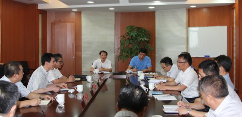 省港口集團(tuán)副總經(jīng)理沈衛(wèi)新一行 來我司開展安全檢查、慰問工作