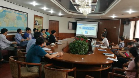 大連海大贏?？萍加邢薰緛?lái)我司進(jìn)行信息化交流