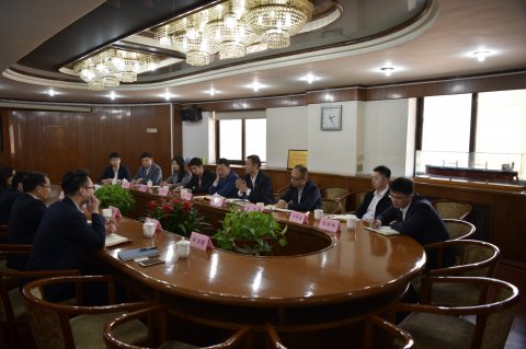 中信保江蘇分公司與中國銀行江蘇省分行來我司進(jìn)行合作洽談