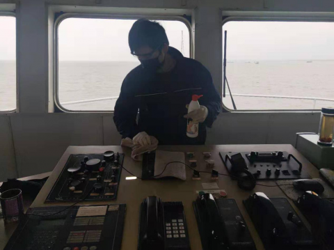 船岸攜手防疫情  我們一直在行動(dòng)