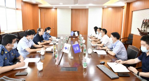 市交通運(yùn)輸綜合行政執(zhí)法監(jiān)督局調(diào)研江蘇遠(yuǎn)洋疫情防控工作