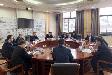 江蘇遠洋太倉海運聯(lián)合國際船代公司拜訪長江引航中心